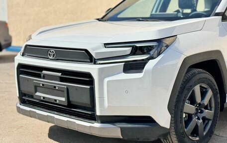 Toyota RAV4, 2025 год, 4 465 000 рублей, 4 фотография