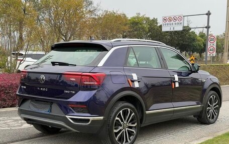Volkswagen T-Roc I, 2022 год, 1 460 000 рублей, 6 фотография