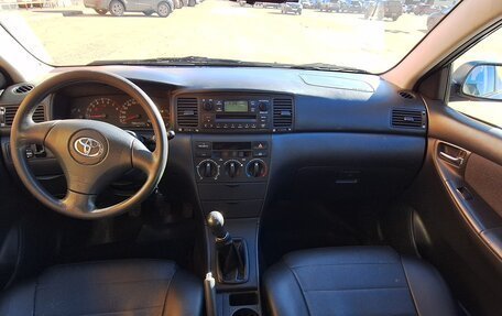 Toyota Corolla, 2004 год, 380 000 рублей, 12 фотография