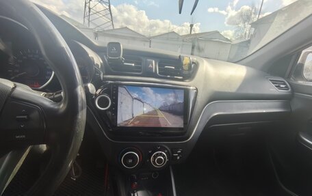 KIA Rio III рестайлинг, 2014 год, 860 000 рублей, 11 фотография