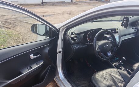 KIA Rio III рестайлинг, 2014 год, 860 000 рублей, 7 фотография