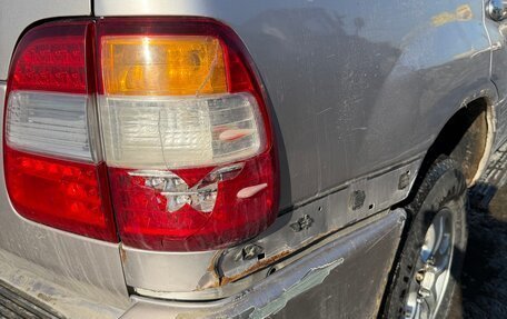 Toyota Land Cruiser 100 рестайлинг 2, 2003 год, 1 850 000 рублей, 5 фотография