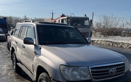 Toyota Land Cruiser 100 рестайлинг 2, 2003 год, 1 850 000 рублей, 3 фотография