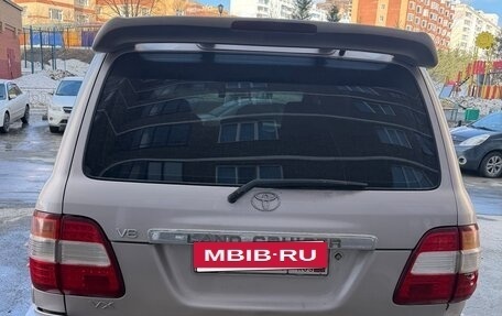 Toyota Land Cruiser 100 рестайлинг 2, 2003 год, 1 850 000 рублей, 15 фотография