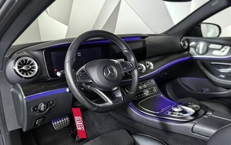 Mercedes-Benz E-Класс, 2017 год, 4 490 000 рублей, 19 фотография