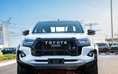 Toyota Hilux VIII, 2026 год, 6 980 000 рублей, 7 фотография