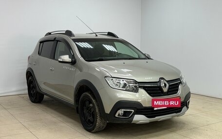 Renault Sandero II рестайлинг, 2019 год, 1 020 000 рублей, 3 фотография