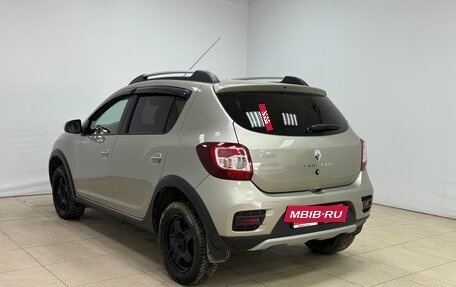 Renault Sandero II рестайлинг, 2019 год, 1 020 000 рублей, 6 фотография