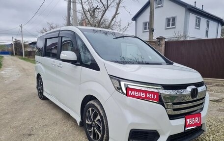 Honda Stepwgn IV, 2019 год, 2 600 000 рублей, 1 фотография