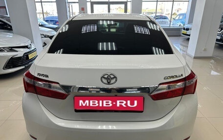 Toyota Corolla, 2015 год, 1 330 000 рублей, 5 фотография