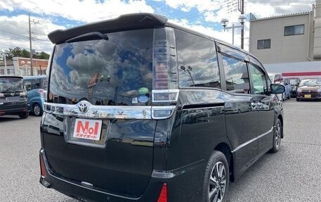 Toyota Voxy III, 2020 год, 1 983 888 рублей, 7 фотография