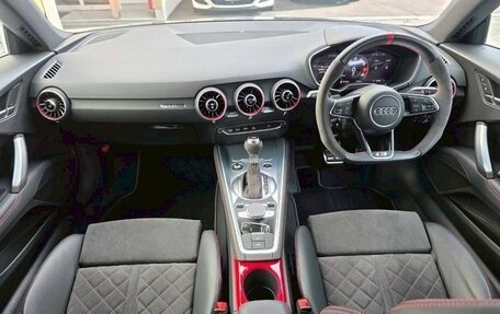 Audi TT, 2022 год, 5 250 888 рублей, 10 фотография