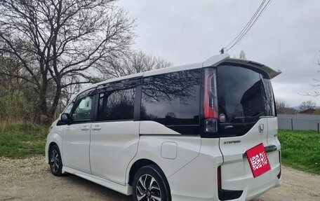 Honda Stepwgn IV, 2019 год, 2 600 000 рублей, 7 фотография