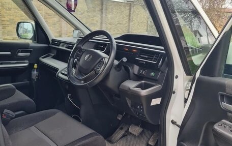 Honda Stepwgn IV, 2019 год, 2 600 000 рублей, 10 фотография