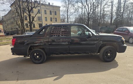 Chevrolet Avalanche I, 2002 год, 1 500 000 рублей, 3 фотография