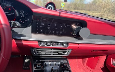 Porsche 911, 2021 год, 18 500 000 рублей, 9 фотография