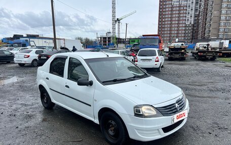 Renault Logan I, 2011 год, 300 000 рублей, 2 фотография