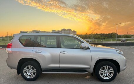 Toyota Land Cruiser Prado 150 рестайлинг 2, 2012 год, 4 500 000 рублей, 4 фотография