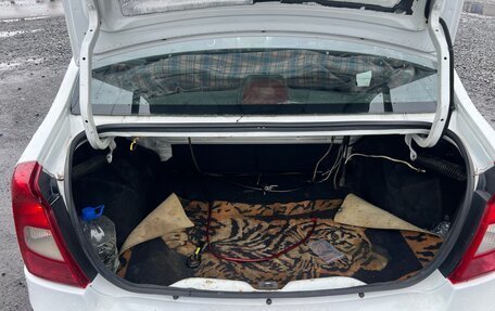 Renault Logan I, 2011 год, 300 000 рублей, 13 фотография