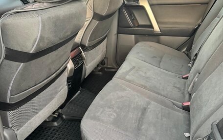 Toyota Land Cruiser Prado 150 рестайлинг 2, 2012 год, 4 500 000 рублей, 17 фотография