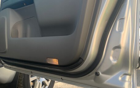 Toyota Land Cruiser Prado 150 рестайлинг 2, 2012 год, 4 500 000 рублей, 24 фотография