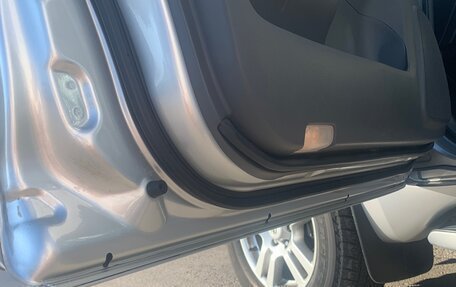 Toyota Land Cruiser Prado 150 рестайлинг 2, 2012 год, 4 500 000 рублей, 25 фотография