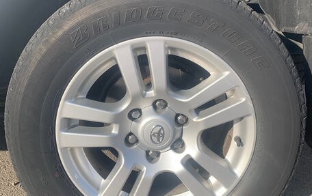 Toyota Land Cruiser Prado 150 рестайлинг 2, 2012 год, 4 500 000 рублей, 29 фотография