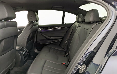 BMW 5 серия, 2019 год, 3 590 000 рублей, 12 фотография