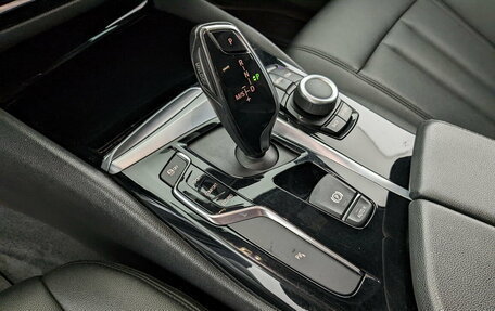 BMW 5 серия, 2019 год, 3 590 000 рублей, 28 фотография