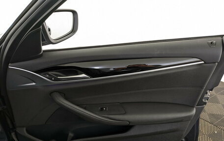 BMW 5 серия, 2019 год, 3 590 000 рублей, 26 фотография