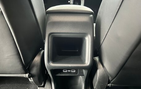 Honda Vezel, 2023 год, 1 800 000 рублей, 14 фотография