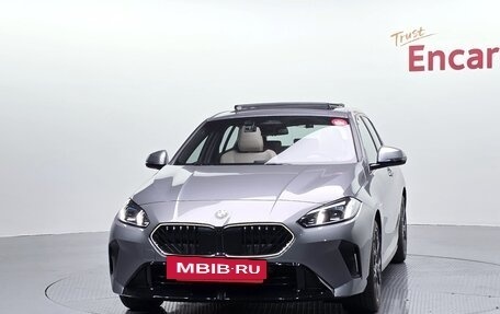 BMW 1 серия, 2025 год, 4 800 000 рублей, 3 фотография