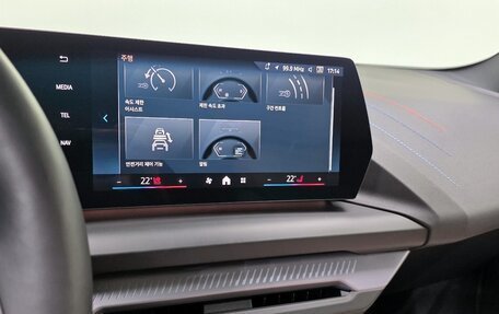 BMW 1 серия, 2025 год, 4 800 000 рублей, 14 фотография