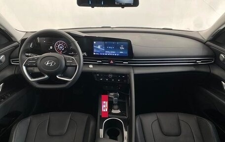 Hyundai Elantra, 2022 год, 1 283 000 рублей, 8 фотография