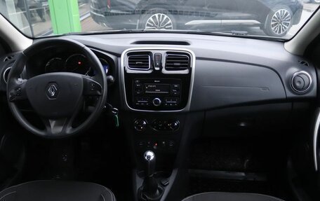 Renault Sandero II рестайлинг, 2017 год, 899 000 рублей, 15 фотография