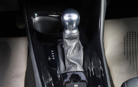 Toyota C-HR I рестайлинг, 2020 год, 2 899 000 рублей, 16 фотография