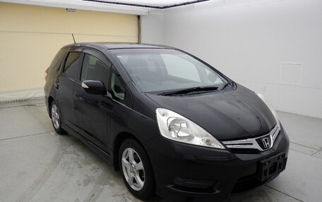 Honda Fit Shuttle I рестайлинг, 2013 год, 851 000 рублей, 1 фотография