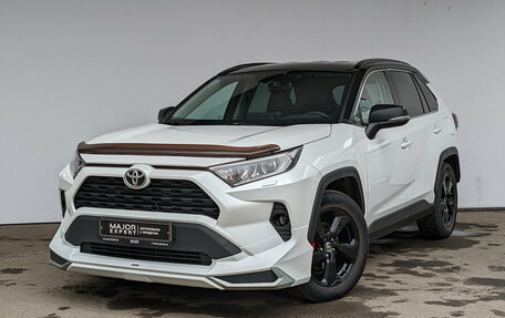 Toyota RAV4, 2021 год, 3 790 000 рублей, 1 фотография