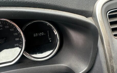 Renault Logan II, 2019 год, 999 999 рублей, 8 фотография