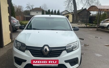 Renault Logan II, 2019 год, 999 999 рублей, 2 фотография