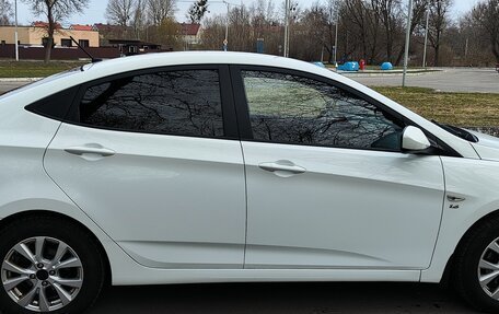 Hyundai Solaris II рестайлинг, 2015 год, 1 200 000 рублей, 7 фотография