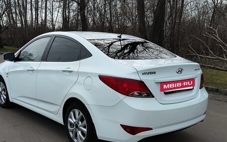 Hyundai Solaris II рестайлинг, 2015 год, 1 200 000 рублей, 3 фотография