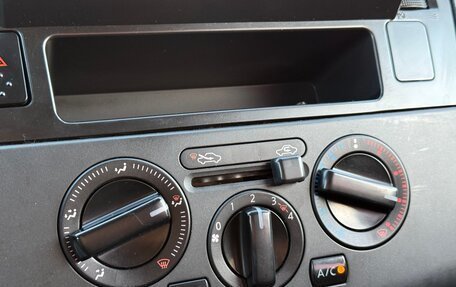 Nissan Tiida, 2011 год, 577 000 рублей, 15 фотография