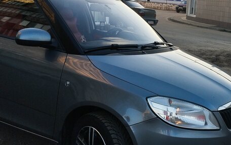 Skoda Fabia II, 2013 год, 800 000 рублей, 5 фотография