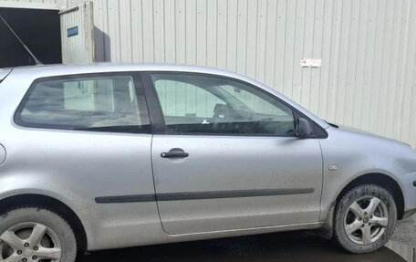 Volkswagen Polo IV рестайлинг, 2002 год, 280 000 рублей, 3 фотография