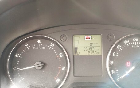 Skoda Fabia II, 2013 год, 800 000 рублей, 16 фотография