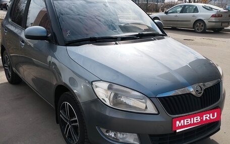 Skoda Fabia II, 2013 год, 800 000 рублей, 12 фотография