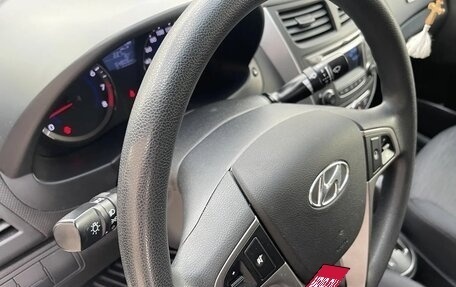 Hyundai Solaris II рестайлинг, 2016 год, 1 200 000 рублей, 7 фотография