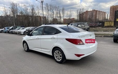 Hyundai Solaris II рестайлинг, 2016 год, 1 200 000 рублей, 4 фотография