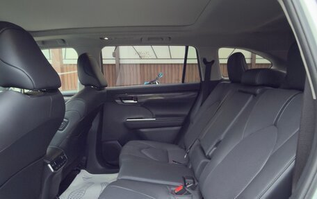 Toyota Highlander, 2026 год, 5 650 000 рублей, 8 фотография